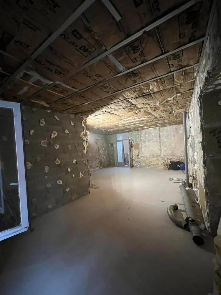 Remise à neuf d’un appartement pour un futur Airbnb