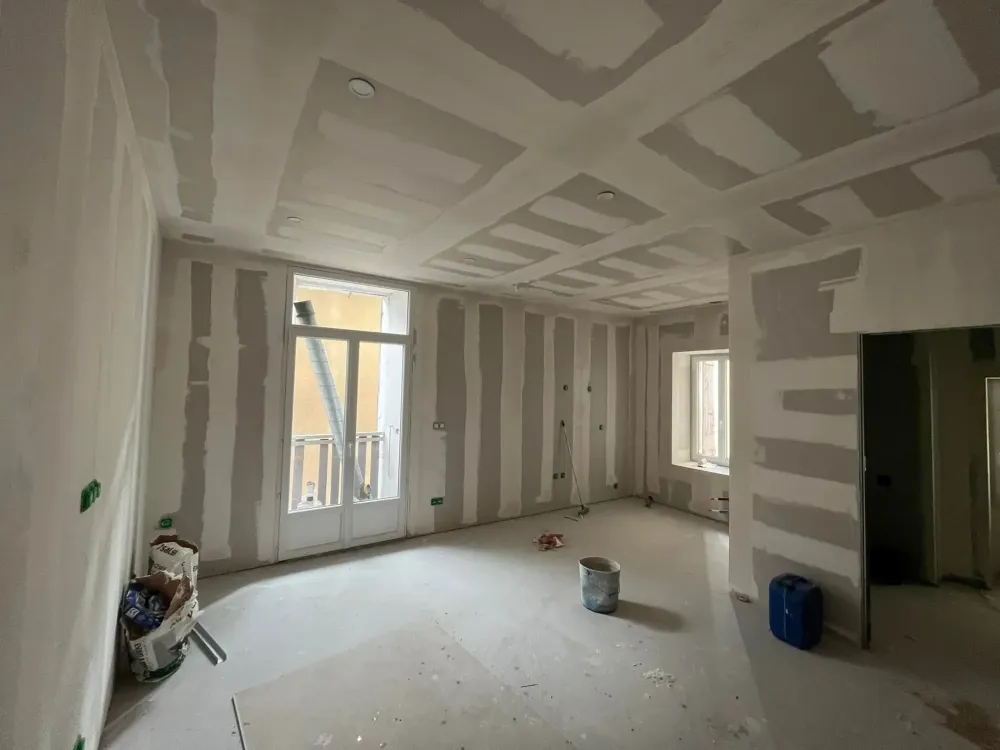 Remise à neuf d’un appartement pour un futur Airbnb